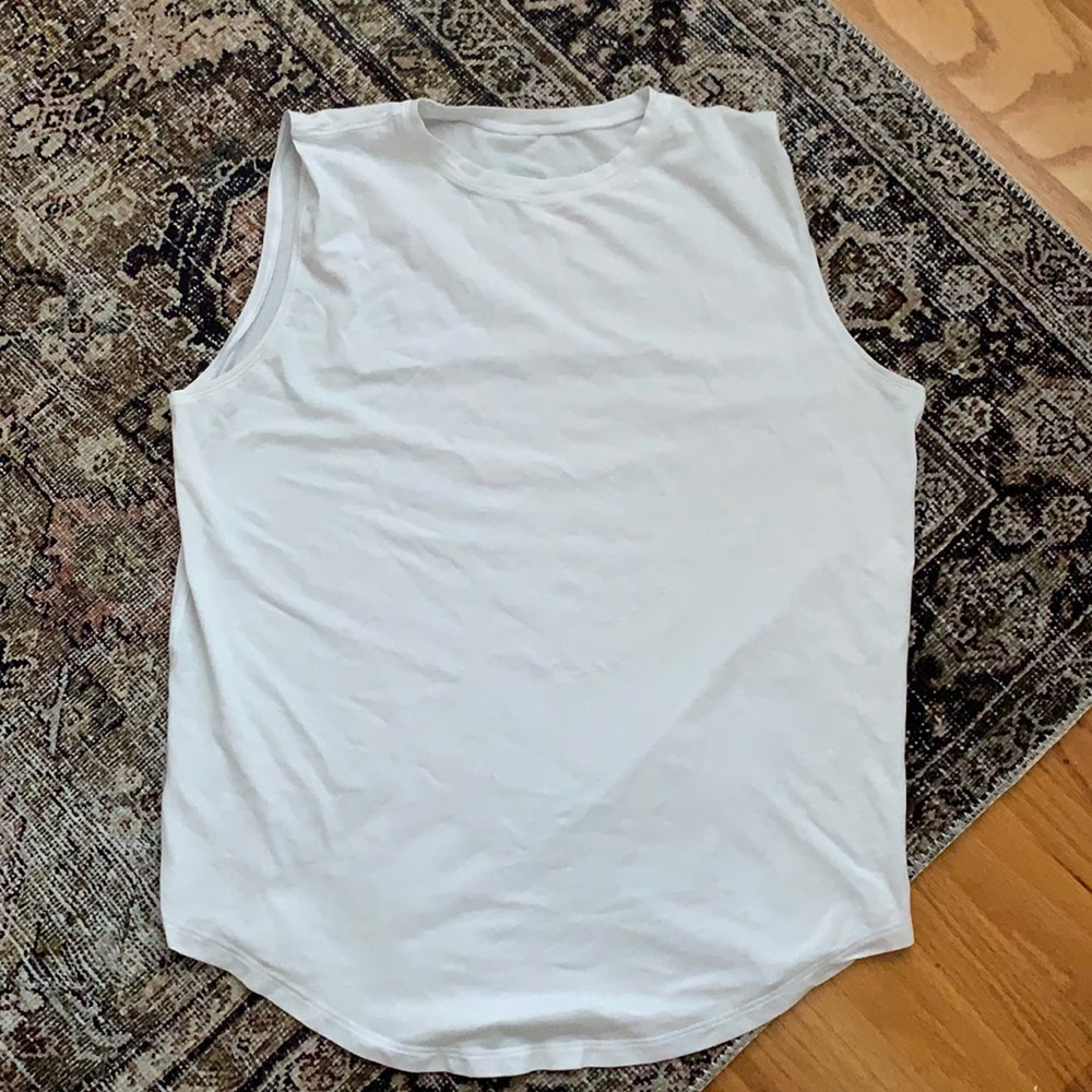 Lululemon muscle tank